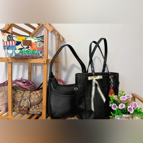 ❌SOLD FACEBOOK❌ 100% AUTHENTIC Y2K COACH HAMPTONS MULTICOLOR PATCHWORK PURSE 💐 - Picture 2 of 10